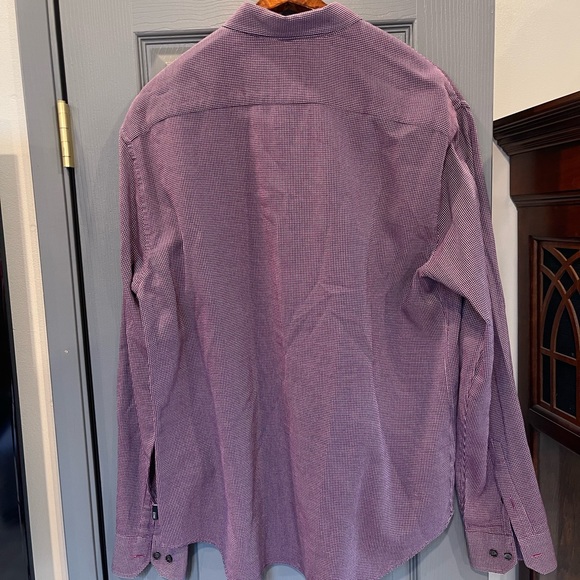 Armani dress shirt, excellent condition. Xl - Picture 2 of 2